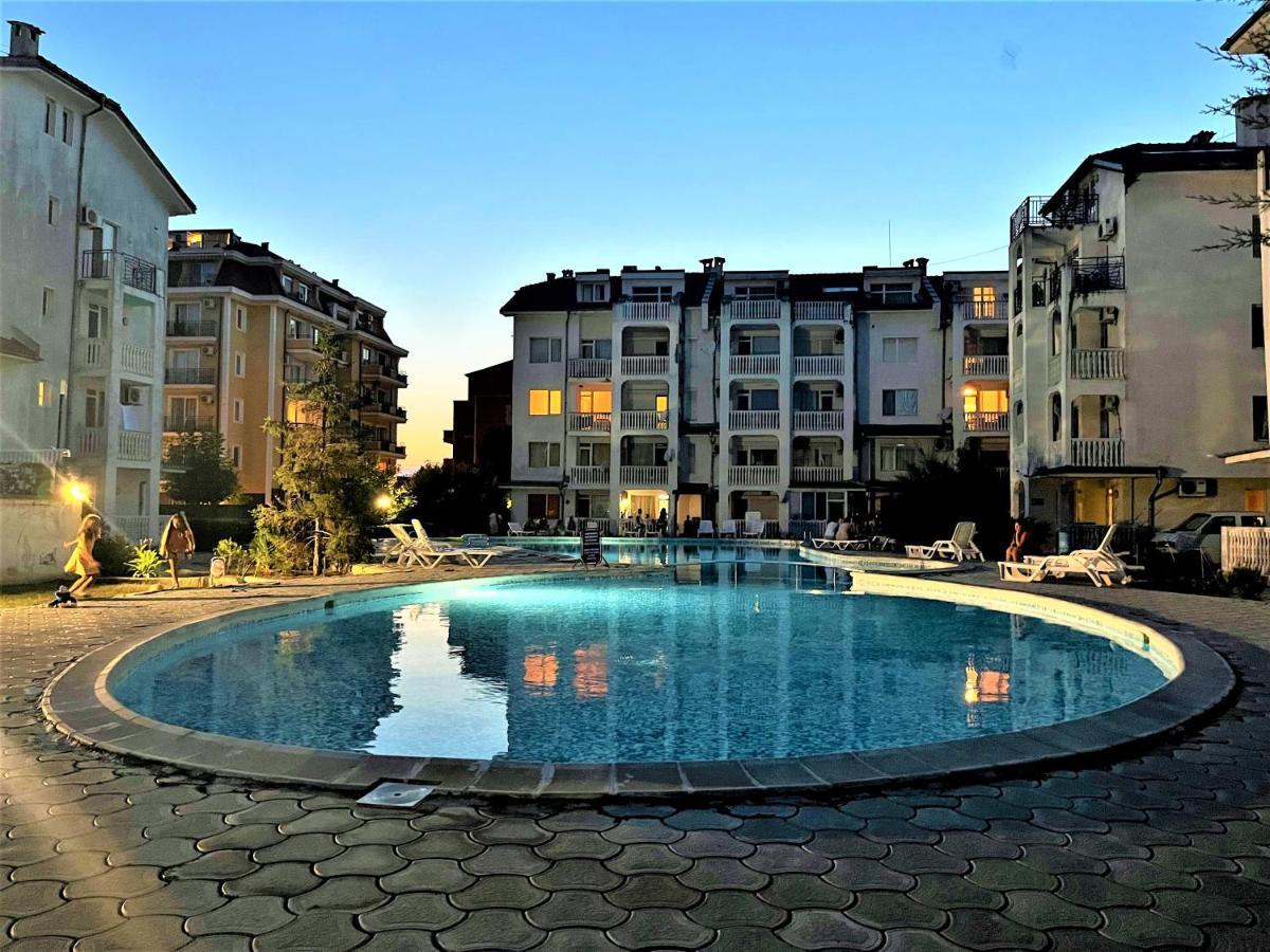 Bravo 5 Holiday Home Sunny Beach Eksteriør billede